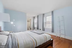 1713 Green St, Philadelphia, PA 19130 - Photo 9