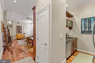 2049 Walnut St, Philadelphia, PA 19103 - Photo 3