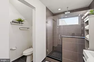 2339 Dickinson St, Philadelphia, PA 19146 - Photo 15