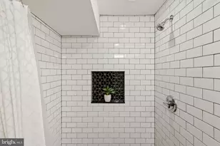 2339 Dickinson St, Philadelphia, PA 19146 - Photo 29