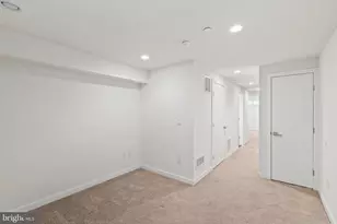 2339 Dickinson St, Philadelphia, PA 19146 - Photo 31