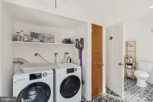 2056 Kater St, Philadelphia, PA 19146 - Photo 15