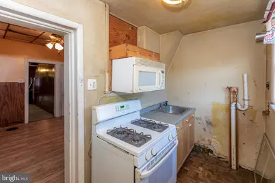6519 Marsden Street, Philadelphia, PA 19135 - Photo 9