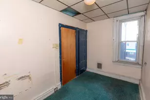 6519 Marsden St, Philadelphia, PA 19135 - Photo 15