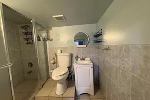 2726 S 8th St, Philadelphia, PA 19148 - Photo 5