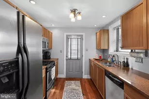 2907 S Sydenham St, Philadelphia, PA 19145 - Photo 5