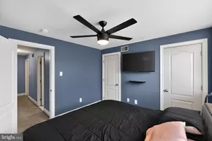 2907 S Sydenham St, Philadelphia, PA 19145 - Photo 11