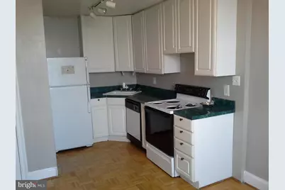 2031 Locust Street #1402, Philadelphia, PA 19103 - Photo 3