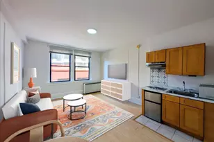 1324 Locust St, Philadelphia, PA 19107 - Photo 3