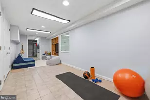 736 S 6th St, Philadelphia, PA 19147 - Photo 9