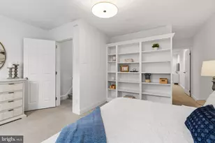 736 S 6th St, Philadelphia, PA 19147 - Photo 13