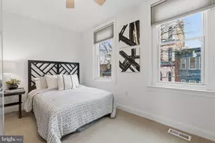 736 S 6th St, Philadelphia, PA 19147 - Photo 21