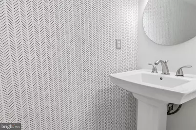 736 S 6th Street, Philadelphia, PA 19147 - Photo 11