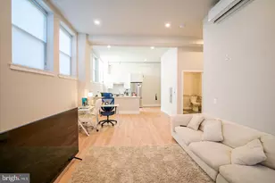 1300 S 19th St, Philadelphia, PA 19146 - Photo 3