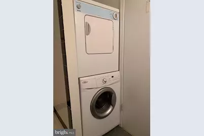 1207 Locust Street #2F, Philadelphia, PA 19107 - Photo 7