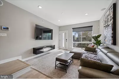 2242 N Reese Street, Philadelphia, PA 19133 - Photo 3