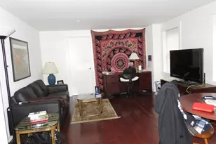 1300 Spruce St, Philadelphia, PA 19107 - Photo 7