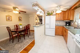 2813 Shelley Rd, Philadelphia, PA 19152 - Photo 17