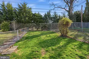 3641 N Hereford Ln, Philadelphia, PA 19114 - Photo 23