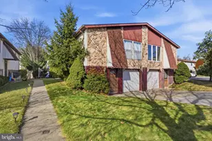 10232 Rubin Ln, Philadelphia, PA 19116 - Photo 1