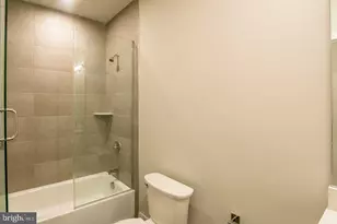 1300 S 19th St, Philadelphia, PA 19146 - Photo 11