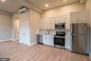 1300 S 19th St, Philadelphia, PA 19146 - Photo 3