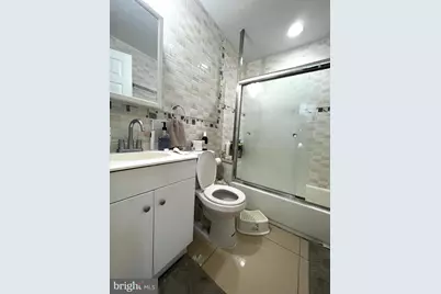 604 W York Street, Philadelphia, PA 19133 - Photo 11