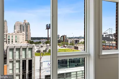 806 N 2nd Street #TOP 2 FLOORS FRONT, Philadelphia, PA 19123 - Photo 9