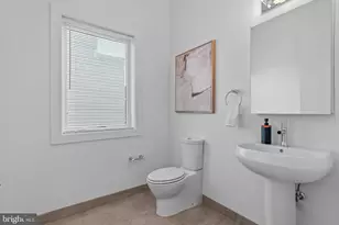 336 Potts St, Philadelphia, PA 19123 - Photo 17