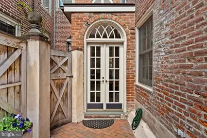 228 Spruce Street, Philadelphia, PA 19106 - Photo 13