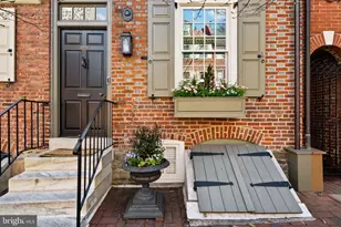 228 Spruce St, Philadelphia, PA 19106 - Photo 3