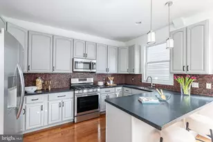 931 S 18th St, Philadelphia, PA 19146 - Photo 11