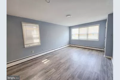 6036 Lawndale Avenue, Philadelphia, PA 19111 - Photo 7