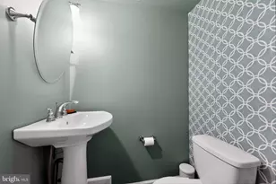 711 Lombard St, Philadelphia, PA 19147 - Photo 17