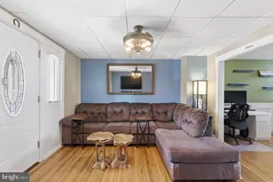 2873 Gillingham St, Philadelphia, PA 19137 - Photo 3