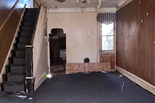 2421 N Colorado St, Philadelphia, PA 19132 - Photo 3