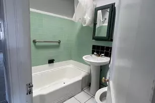 7328 Sherwood Rd, Philadelphia, PA 19151 - Photo 3