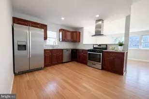 419 Rennard St, Philadelphia, PA 19116 - Photo 3