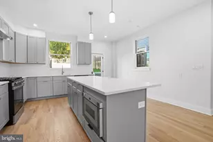 222 Hermitage St, Philadelphia, PA 19127 - Photo 9