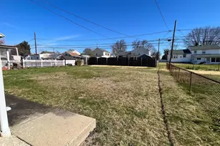 509 Larkspur St, Philadelphia, PA 19116 - Photo 13