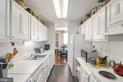 1901 John F Kennedy Boulevard #2801, Philadelphia, PA 19103 - Photo 5