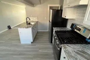 6853 Sylvester St, Philadelphia, PA 19149 - Photo 3