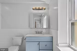 541 N Orianna St, Philadelphia, PA 19123 - Photo 7