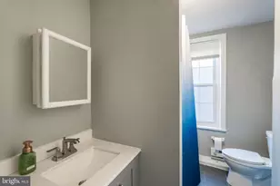 1933 Spring Garden St, Philadelphia, PA 19130 - Photo 7