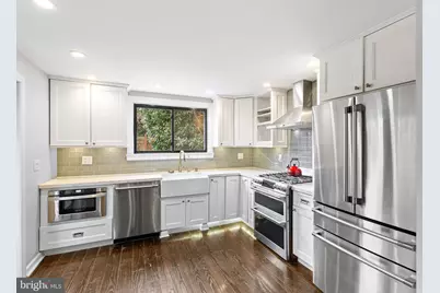 869 N 27th Street, Philadelphia, PA 19130 - Photo 11