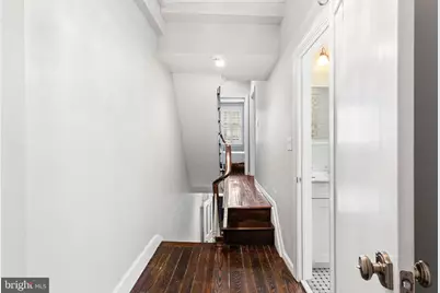 869 N 27th Street, Philadelphia, PA 19130 - Photo 15