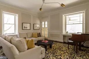 319 W Mermaid Ln, Philadelphia, PA 19118 - Photo 11