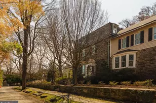 319 W Mermaid Ln, Philadelphia, PA 19118 - Photo 3