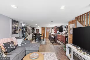 729 Chandler St, Philadelphia, PA 19111 - Photo 27