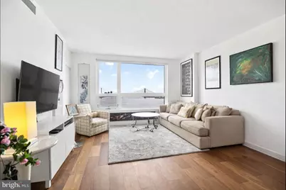 717 S Chris Columbus Boulevard #916, Philadelphia, PA 19147 - Photo 3